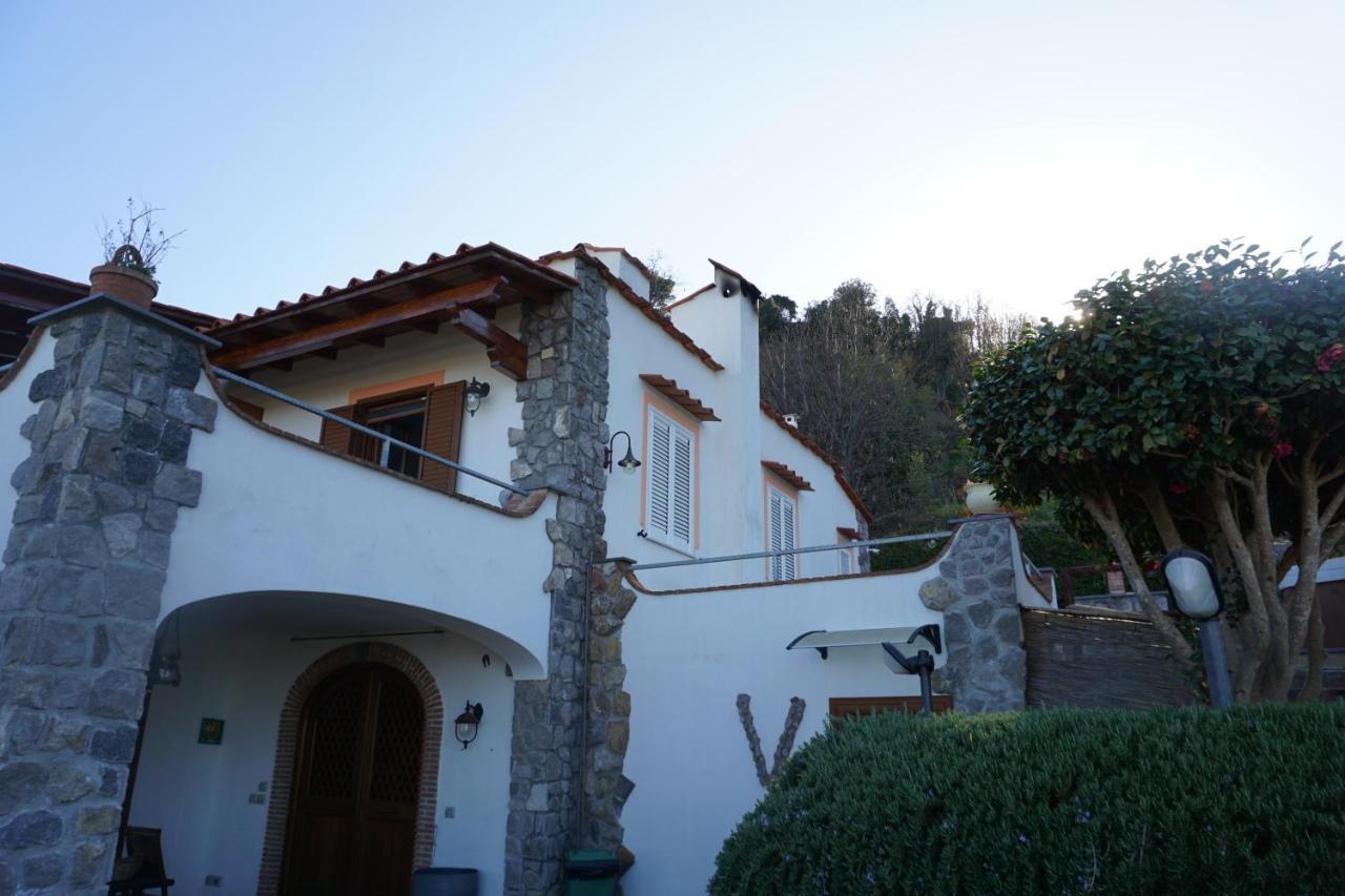 Relais Maison De Charles Ischia Exterior photo