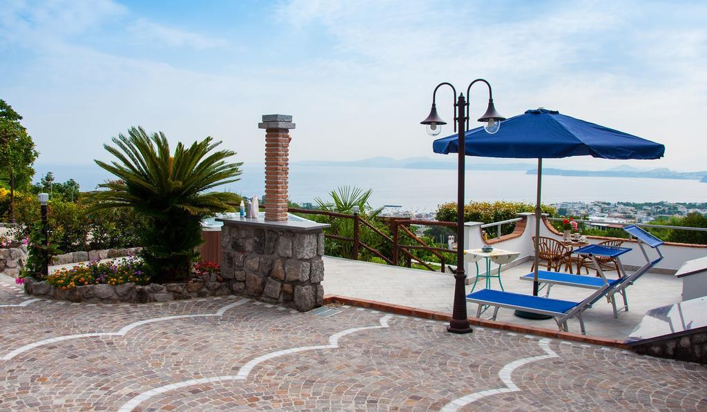 Relais Maison De Charles Ischia Room photo